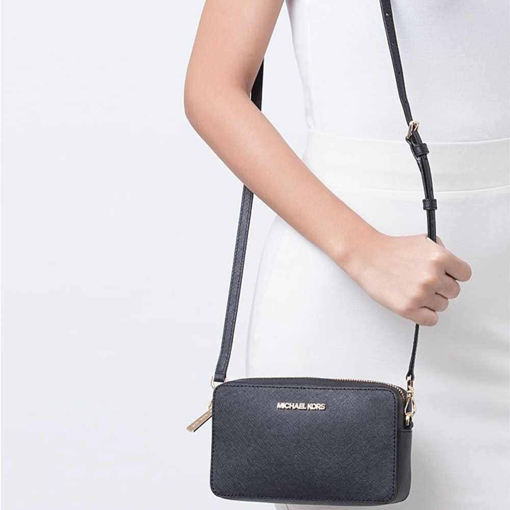 NWT Michael Kors Jet Set Medium Belt Bag Convertible Crossbody Black 35S0GTTC6L - Picture 10 of 11